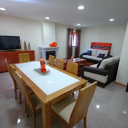 Villa Quaint&peaceful 3 Bedrooms Mycenaean Private Pool&large Garden North Portugal